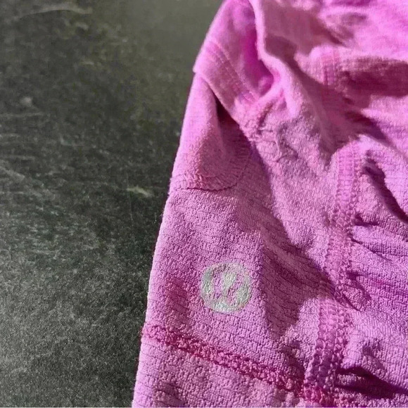 Lululemon Shirt Womens Purple V-Neck Active Top Workout Top Casual -2 - Picture 4 of 8